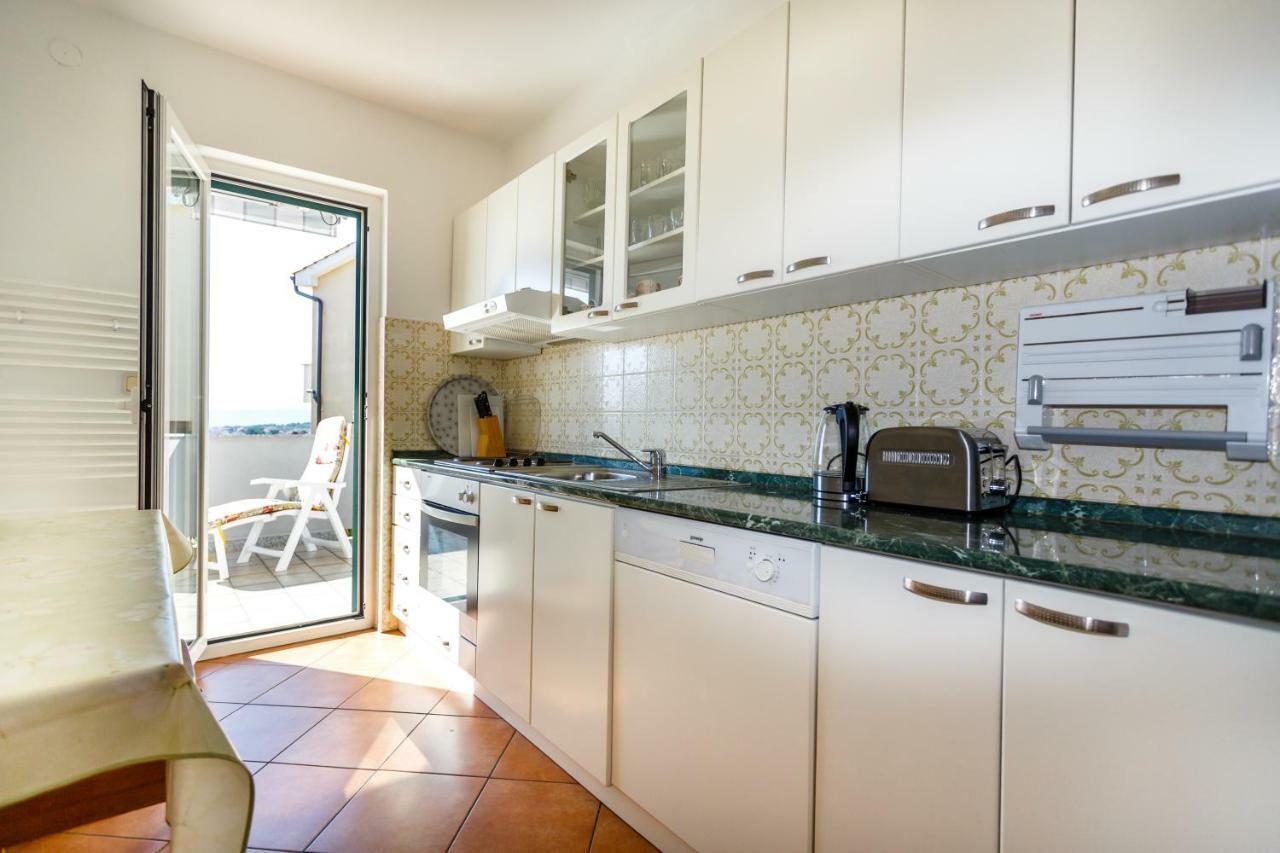 Apartment Anton Krk Town Εξωτερικό φωτογραφία
